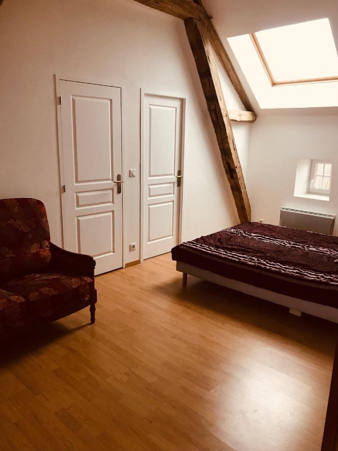 Chambre Du Ru D Ausson Châtel-Censoir Exteriör bild