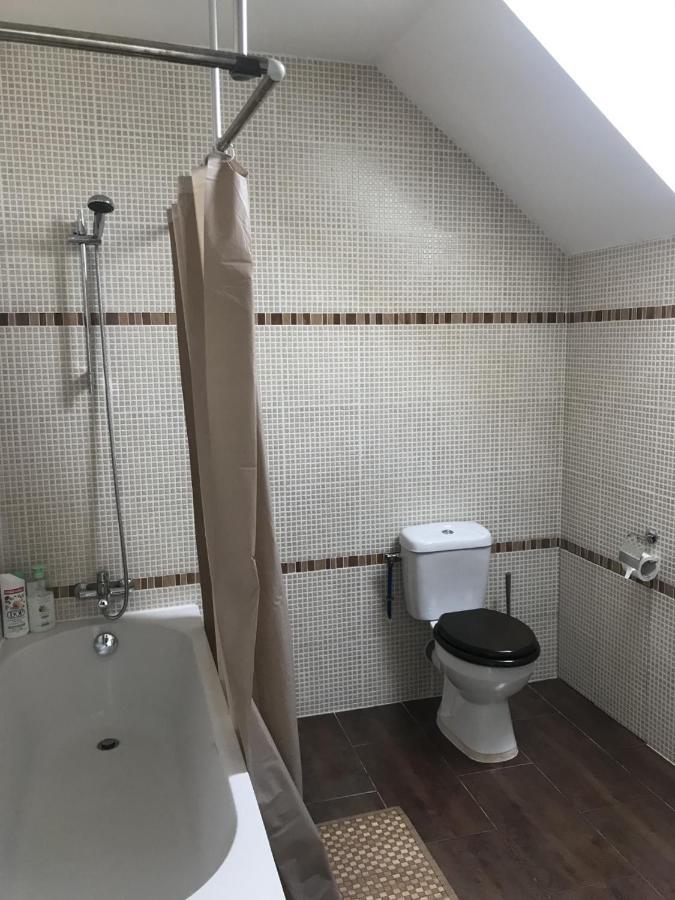 Chambre Du Ru D Ausson Châtel-Censoir Exteriör bild